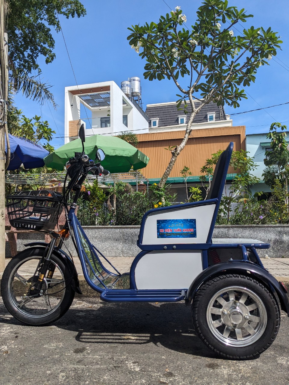 XE BA BÁNH ĐIỆN MẪU CẦU VISAI LEO DỐC 3 XE BA BÁNH ĐIỆN MẪU CẦU VISAI LEO DỐC - Ảnh 3